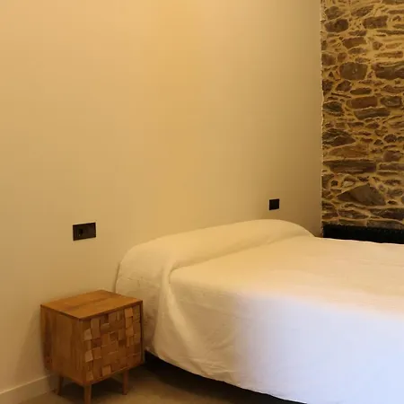 O Lar De San Fins-casita Rural * A Coruña
